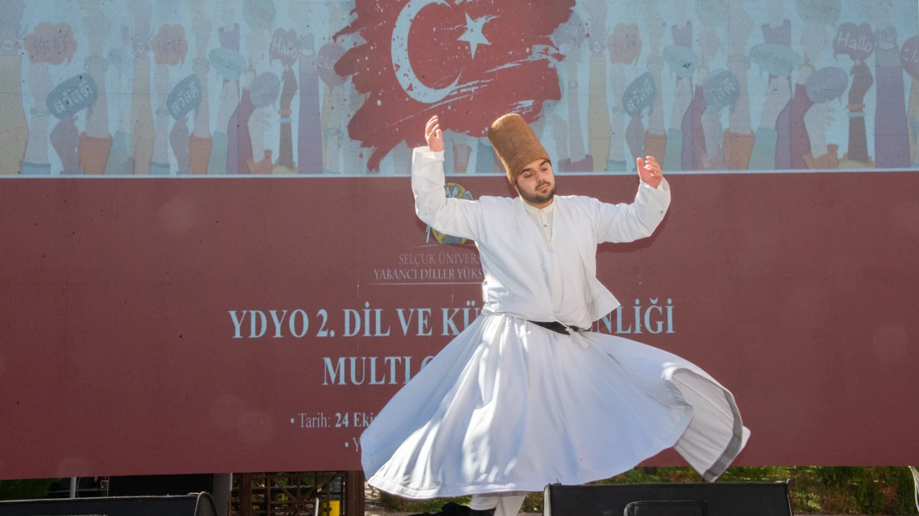 Selçuk Üniversitesinde 2. Dil ve Kültür Şenliği yapıldı